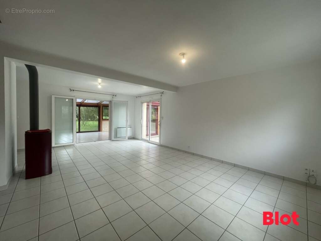 Maison à PLELAN-LE-GRAND