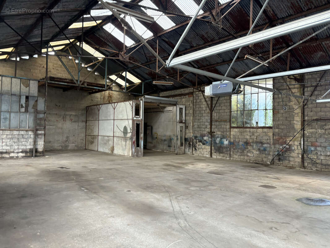 Maison à AMBRIERES-LES-VALLEES