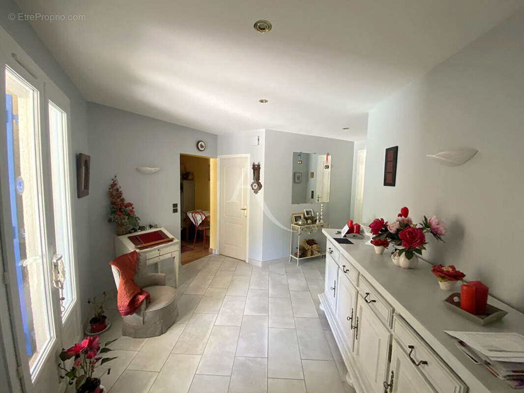 Maison Laurac 6 pièce(s) 174.98 m2 - photo 9
