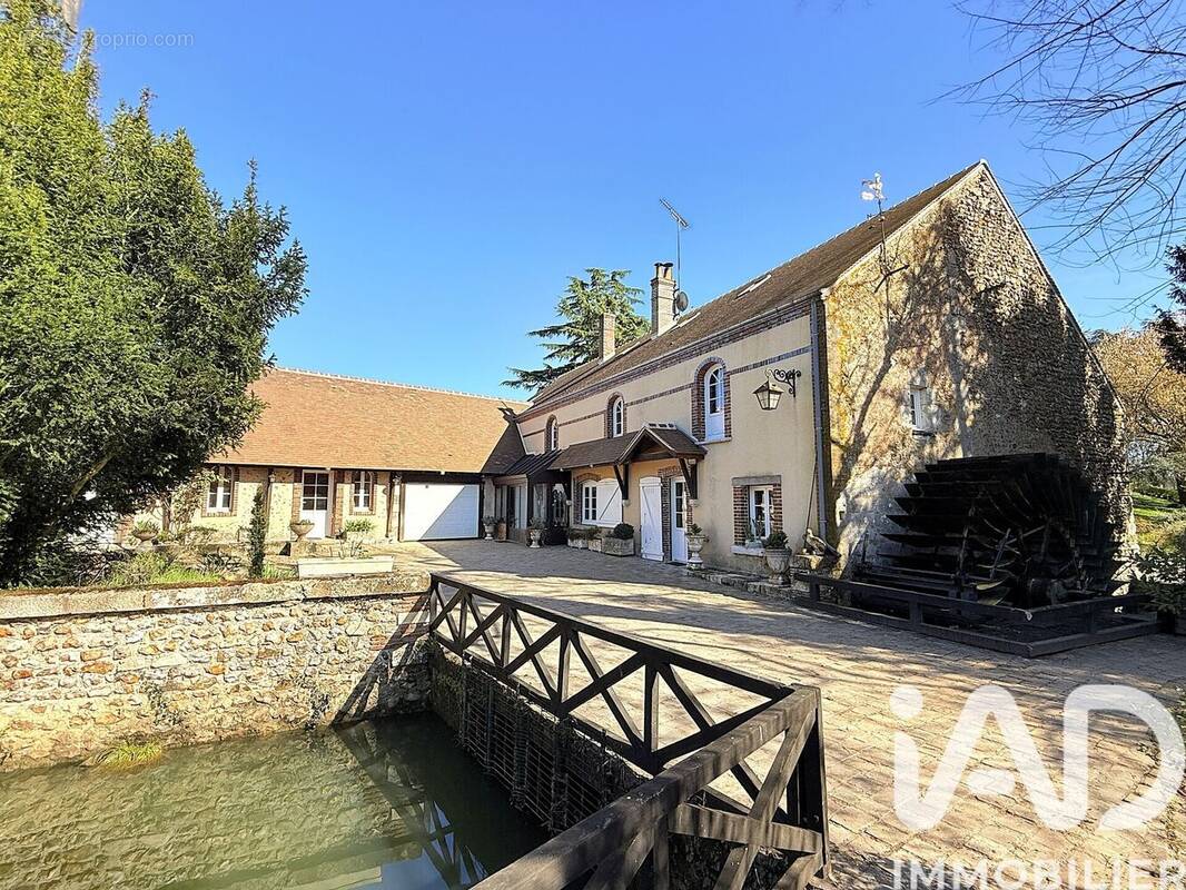 Photo 1 - Maison à YEVRES