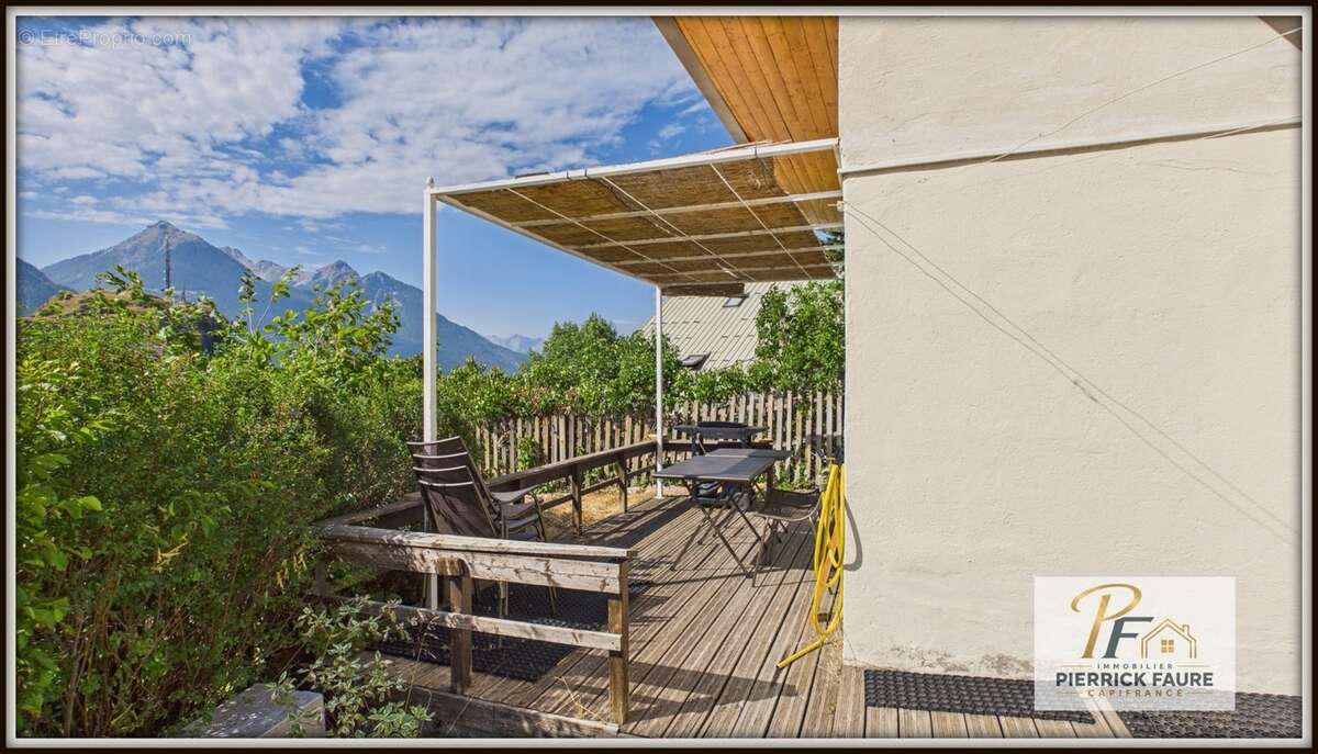 T4 rénové avec jardin, dépendance et vue panoramique – Briançon - photo 4