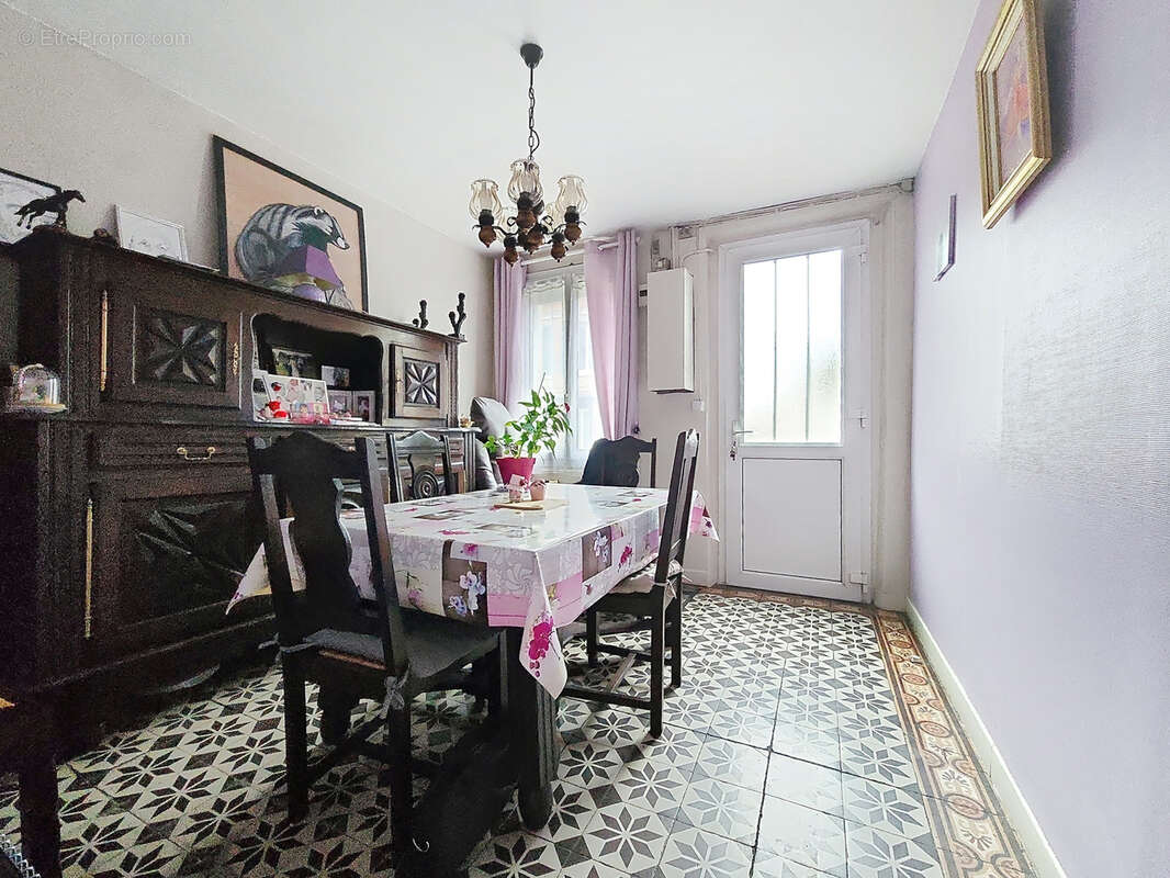 Maison à PONT-SAINT-PIERRE