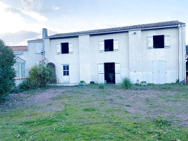 Autre à SAINT-PIERRE-D'OLERON