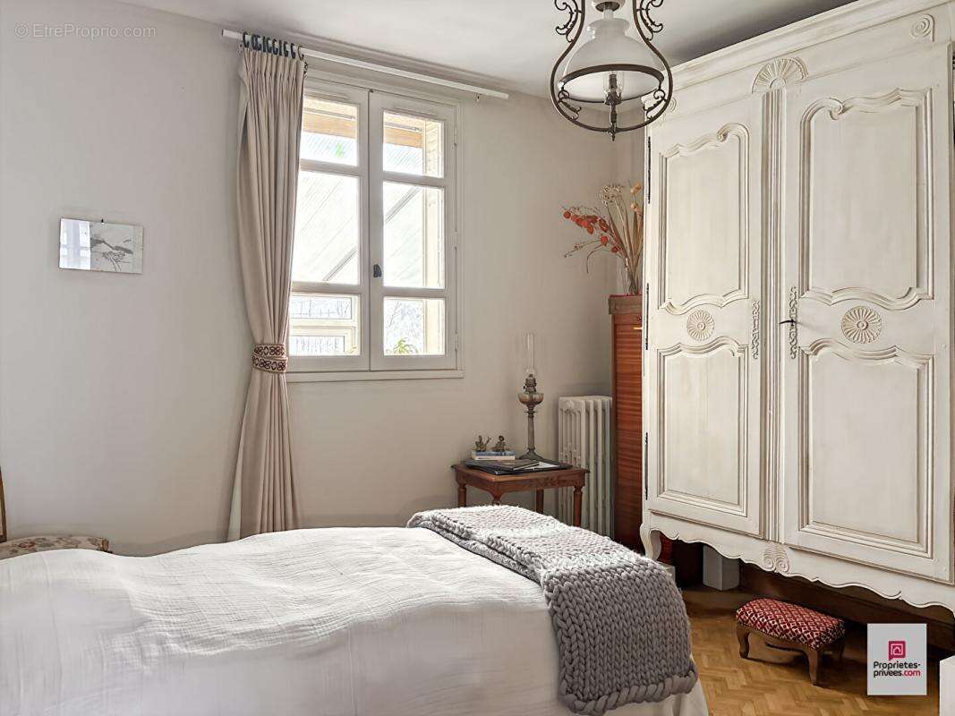 Maison à SABLE-SUR-SARTHE