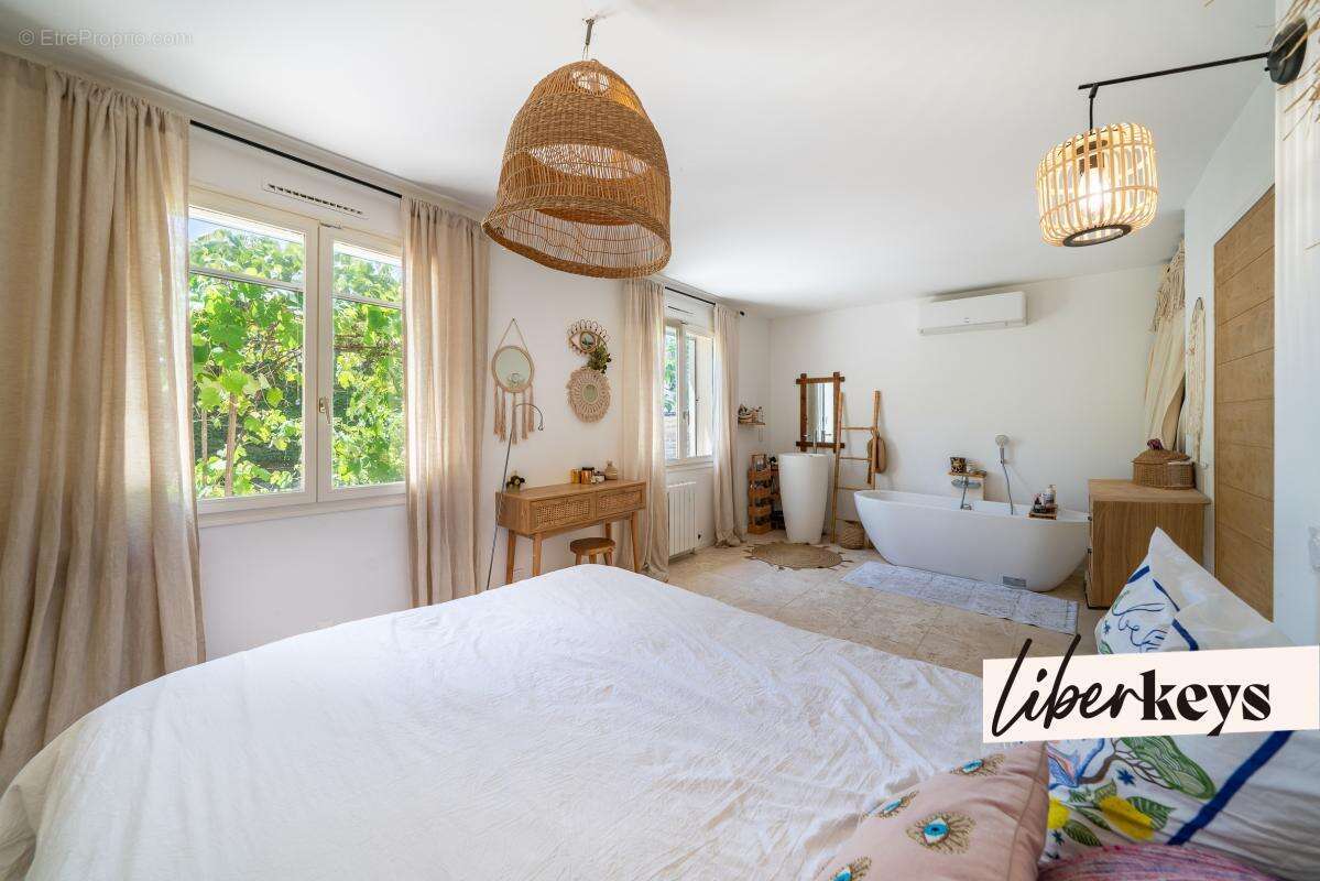 Villa d'Exception entièrement rénovée I Saint-Paul-de-Vence - photo 10