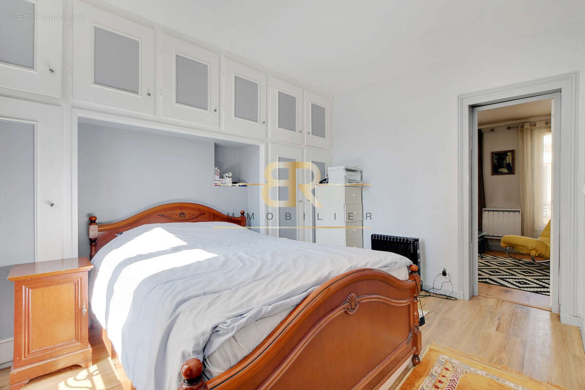 Appartement à CLICHY