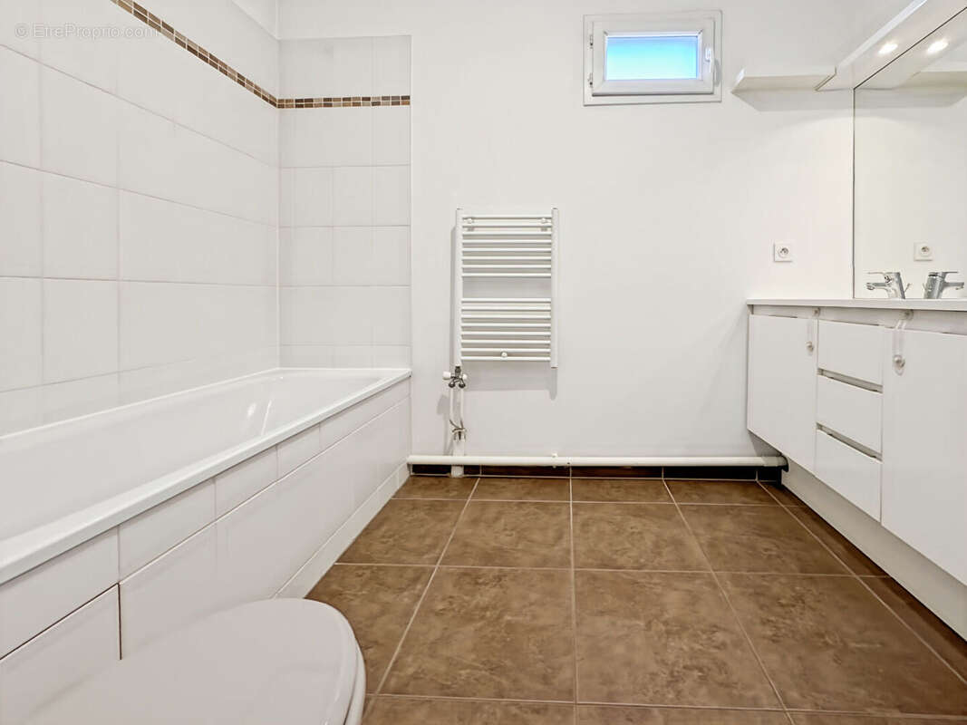 Appartement à ROSNY-SOUS-BOIS