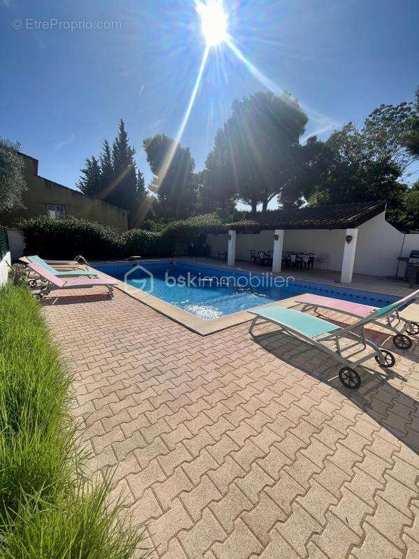 Maison à SIX-FOURS-LES-PLAGES