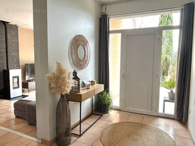 Maison à SAINT-ETIENNE-DE-TULMONT