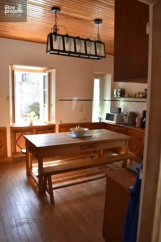 Coeur de village, Maison en pierres avec petit jardin - photo 2