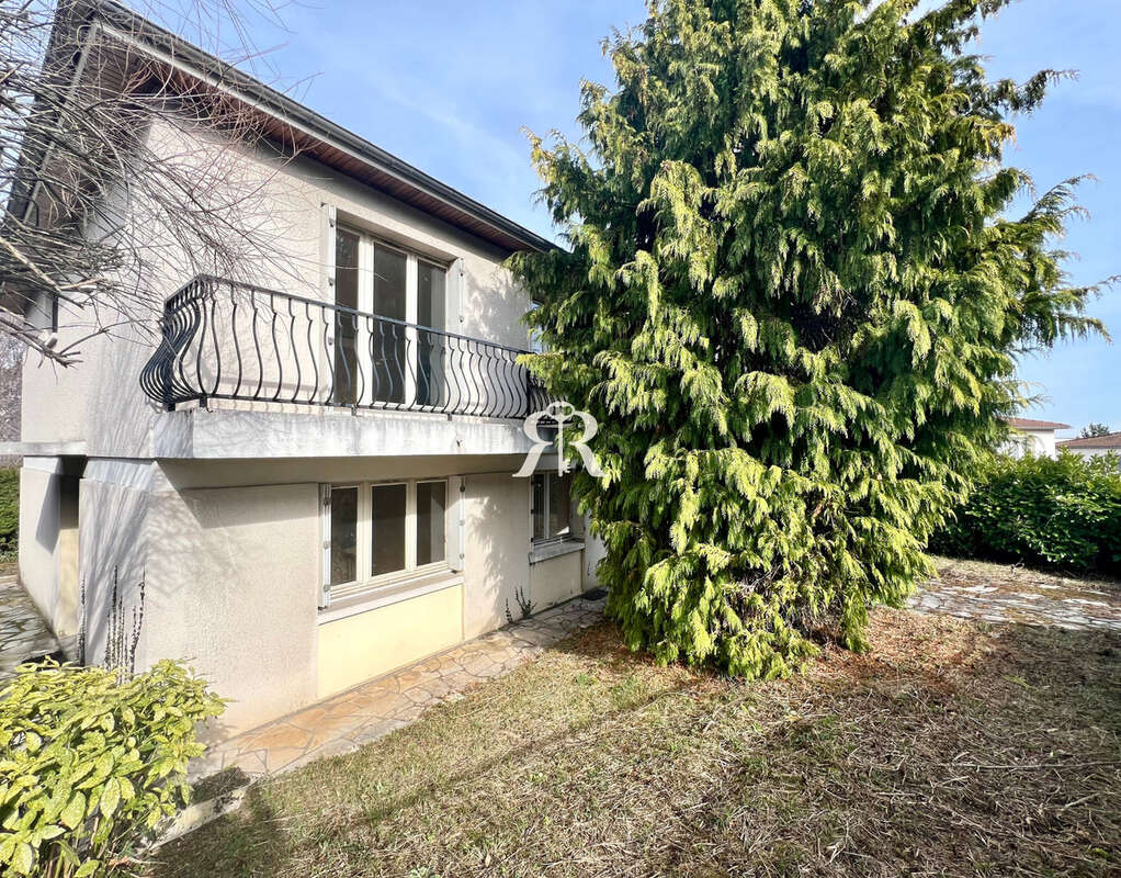 Maison à CLERMONT-FERRAND