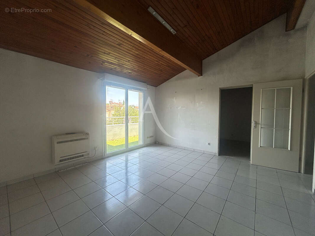 Appartement sur Carcassonne avec balcon et parking - photo 4