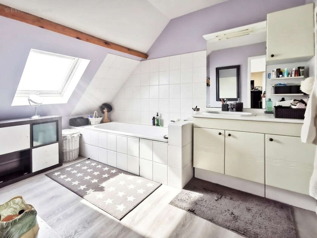 Maison à MAGNY-LES-HAMEAUX