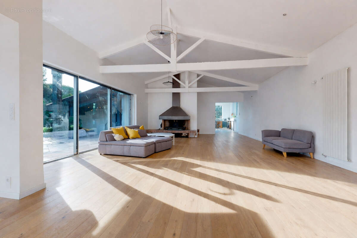 Maison à VIGOULET-AUZIL