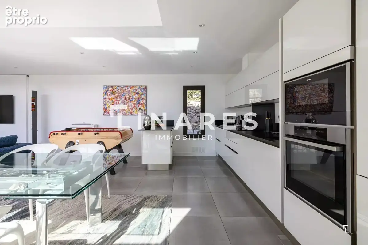 LIGNES D'EXCEPTION - Villa Plain Pied T5 de 172m2 - Piscine sel chauffée -  Terrain 1400m2 - 13011 Marseille - photo 6