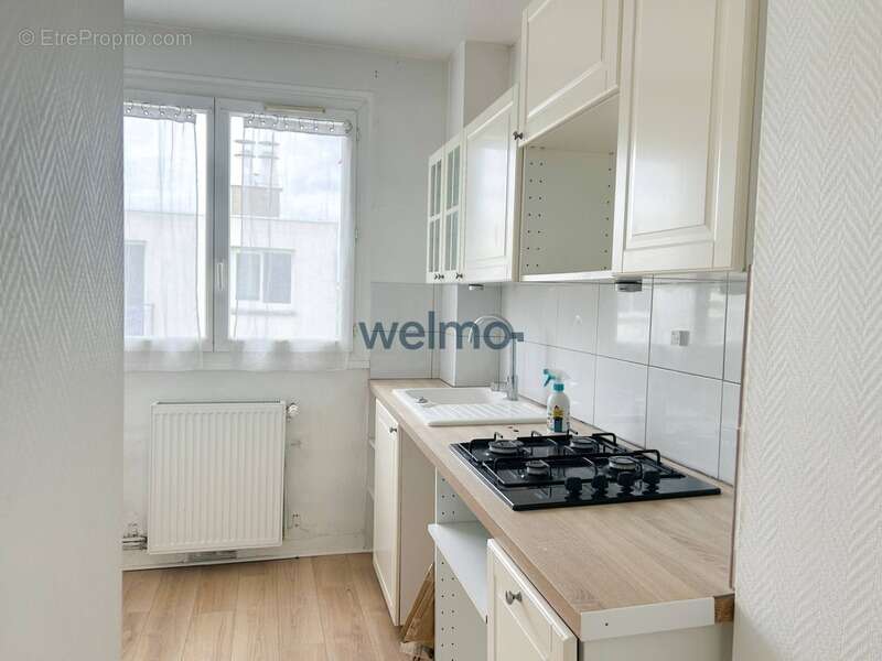 Appartement à SAINT-MAUR-DES-FOSSES