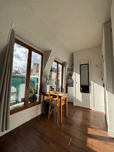 Appartement à PARIS-9E