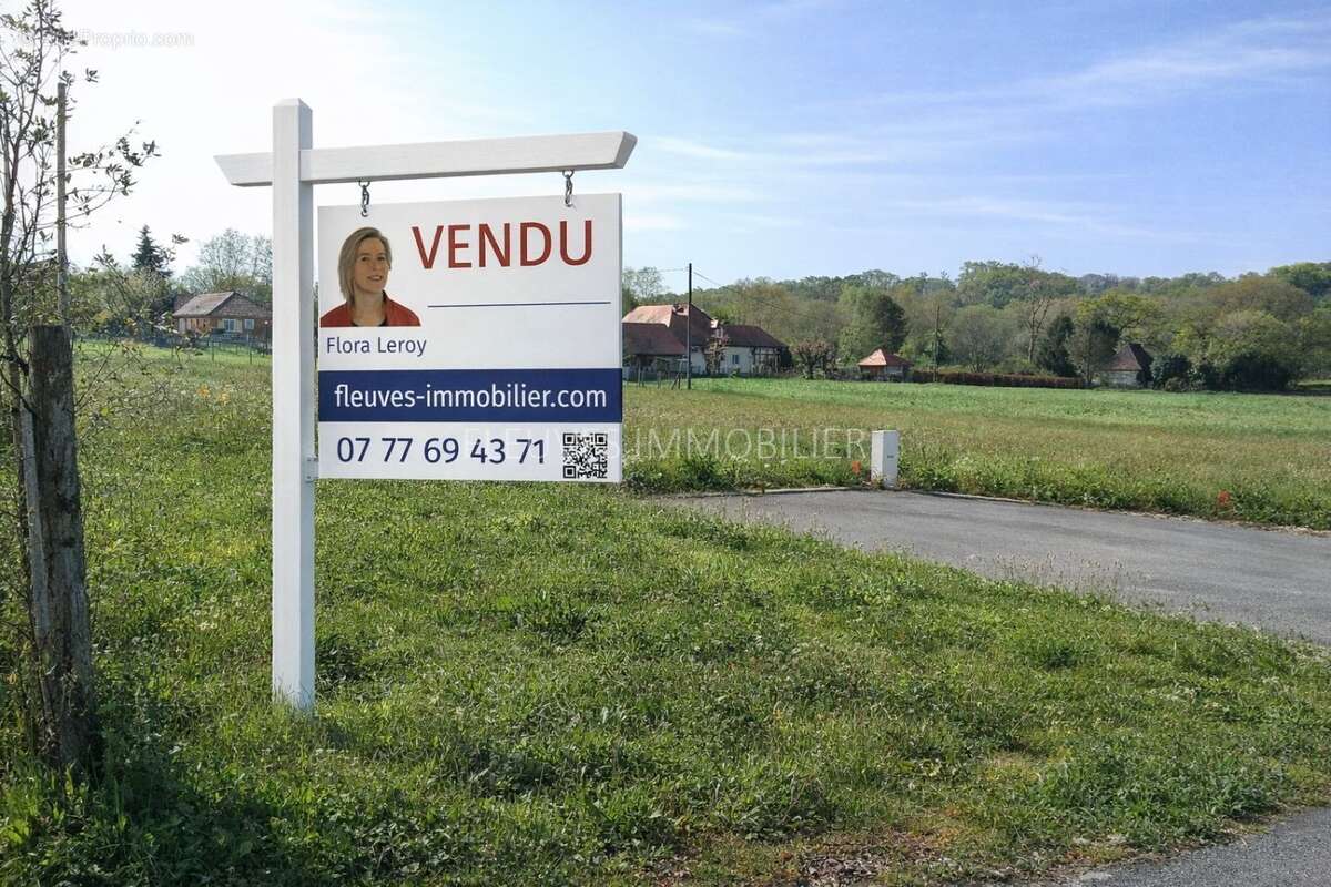 Terrain à NAVARRENX