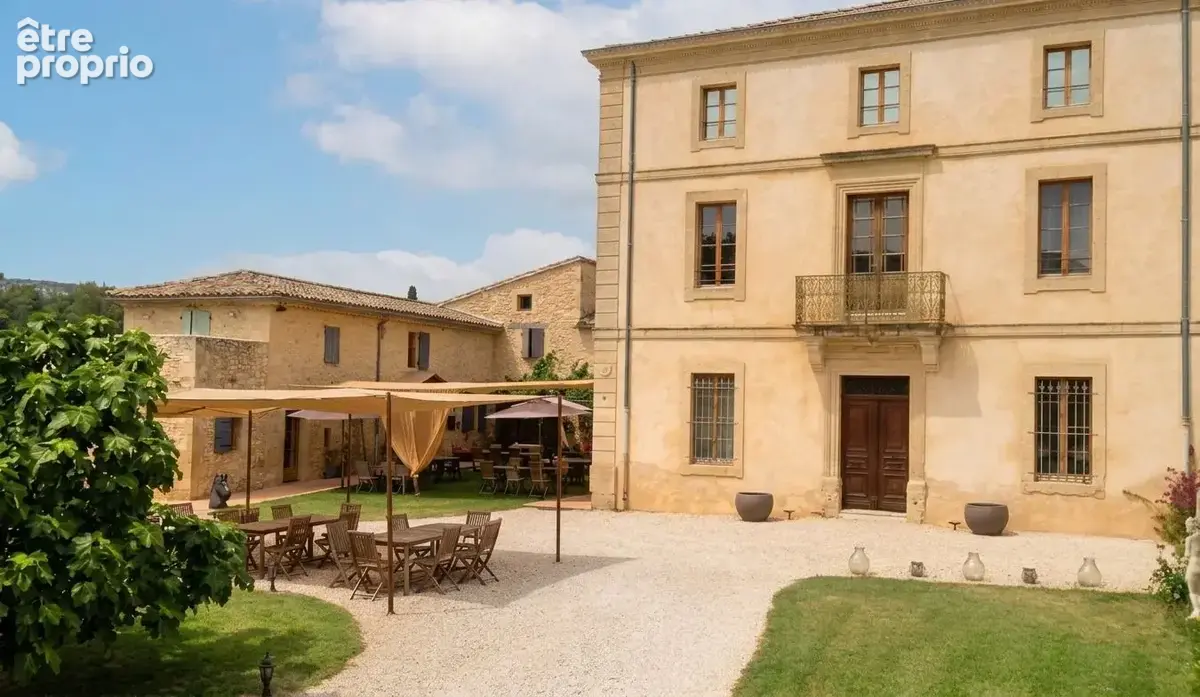 Domaine avec parc et piscine - photo 19