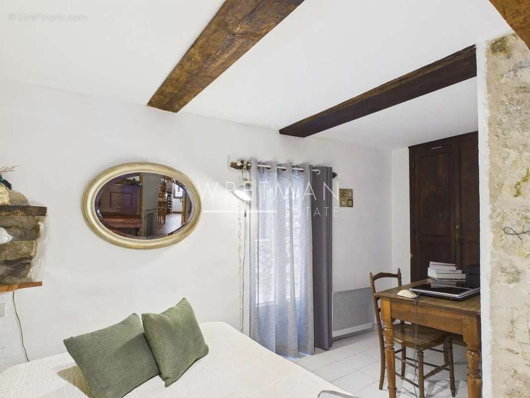 Appartement à VENCE