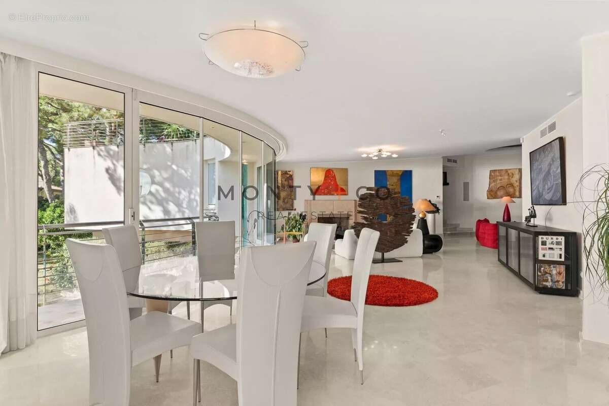 Maison à SAINT-JEAN-CAP-FERRAT