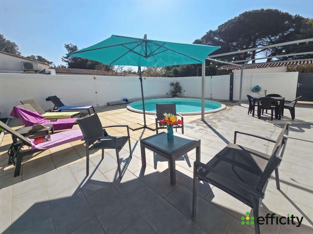 Maison à SAINTE-MARIE-DE-RE