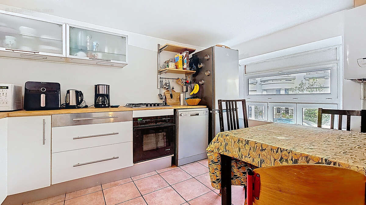 Appartement à LYON-6E