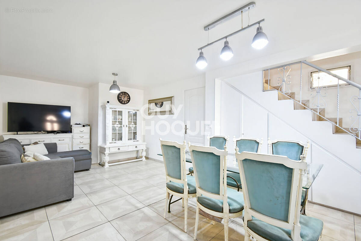 Maison à FONTENAY-SOUS-BOIS