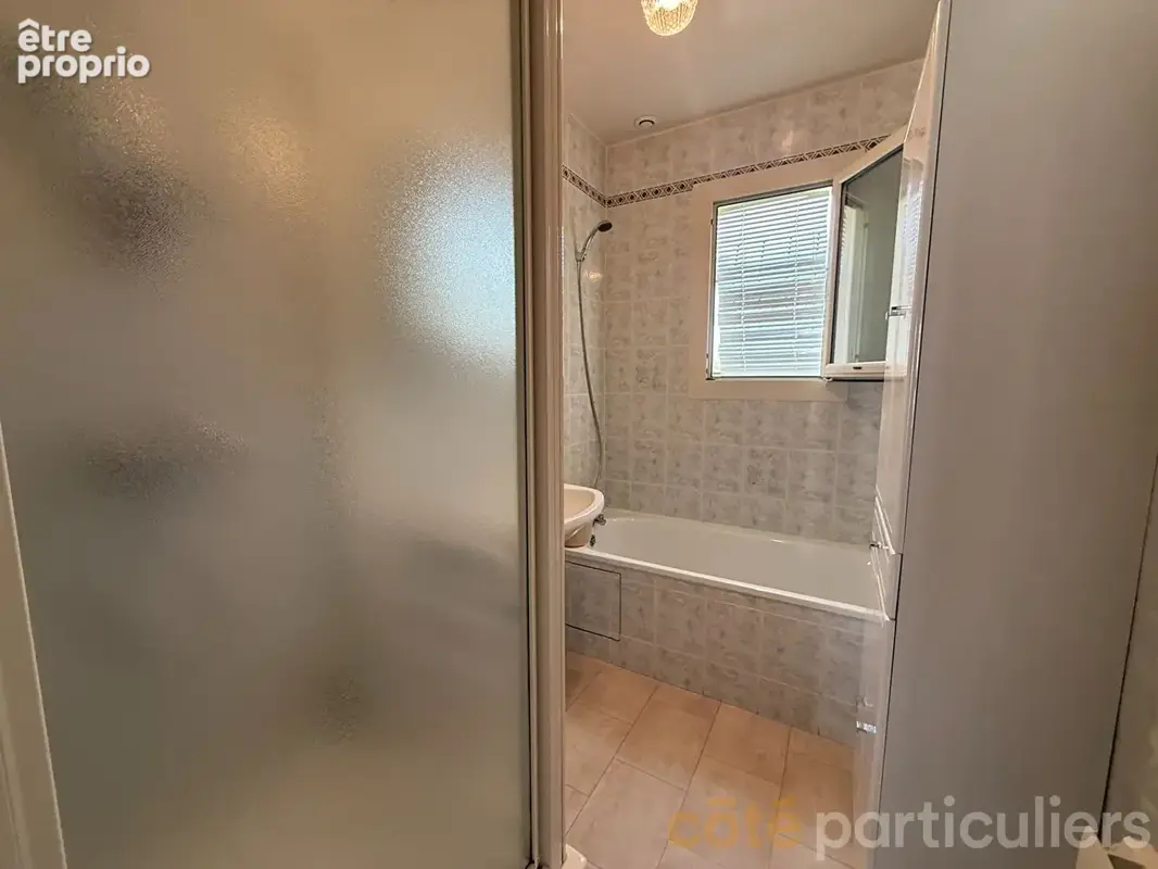 Maison avec vie de plain-pied et jardin - photo 8