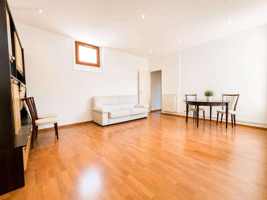 Appartement à PUTEAUX