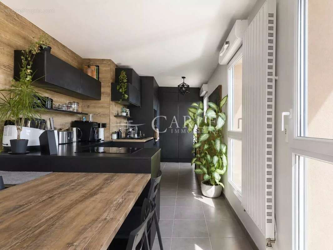 Appartement à DECINES-CHARPIEU