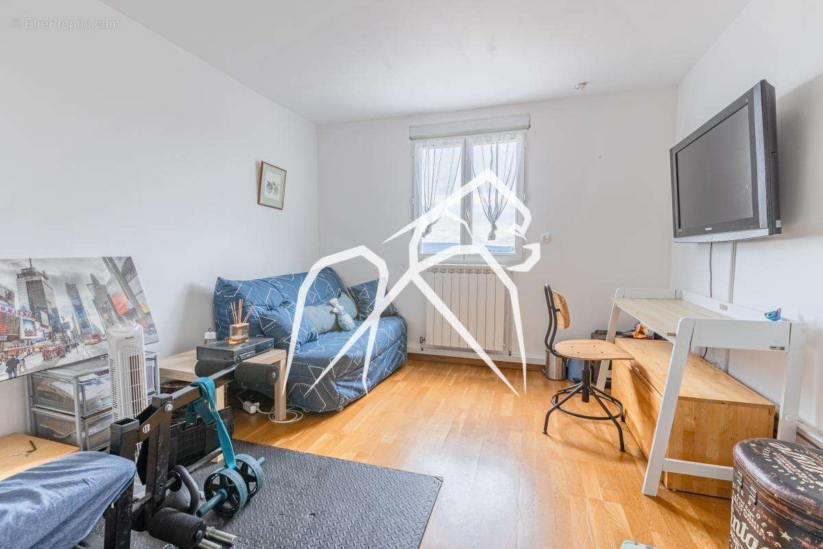 Maison à COURNONSEC