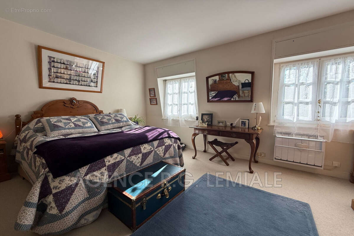 Maison à MAISONS-LAFFITTE