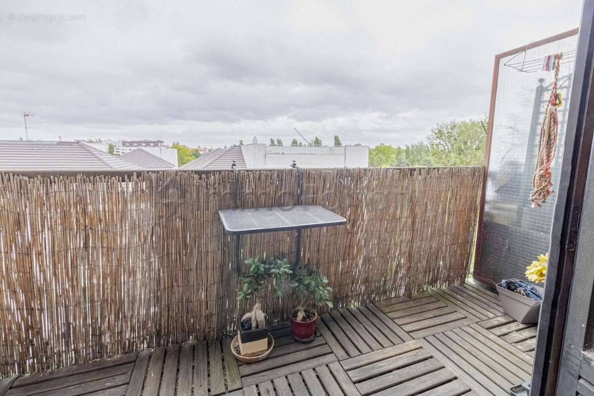 Appartement 98 m² à Neuilly-Sur-Marne  - photo 4