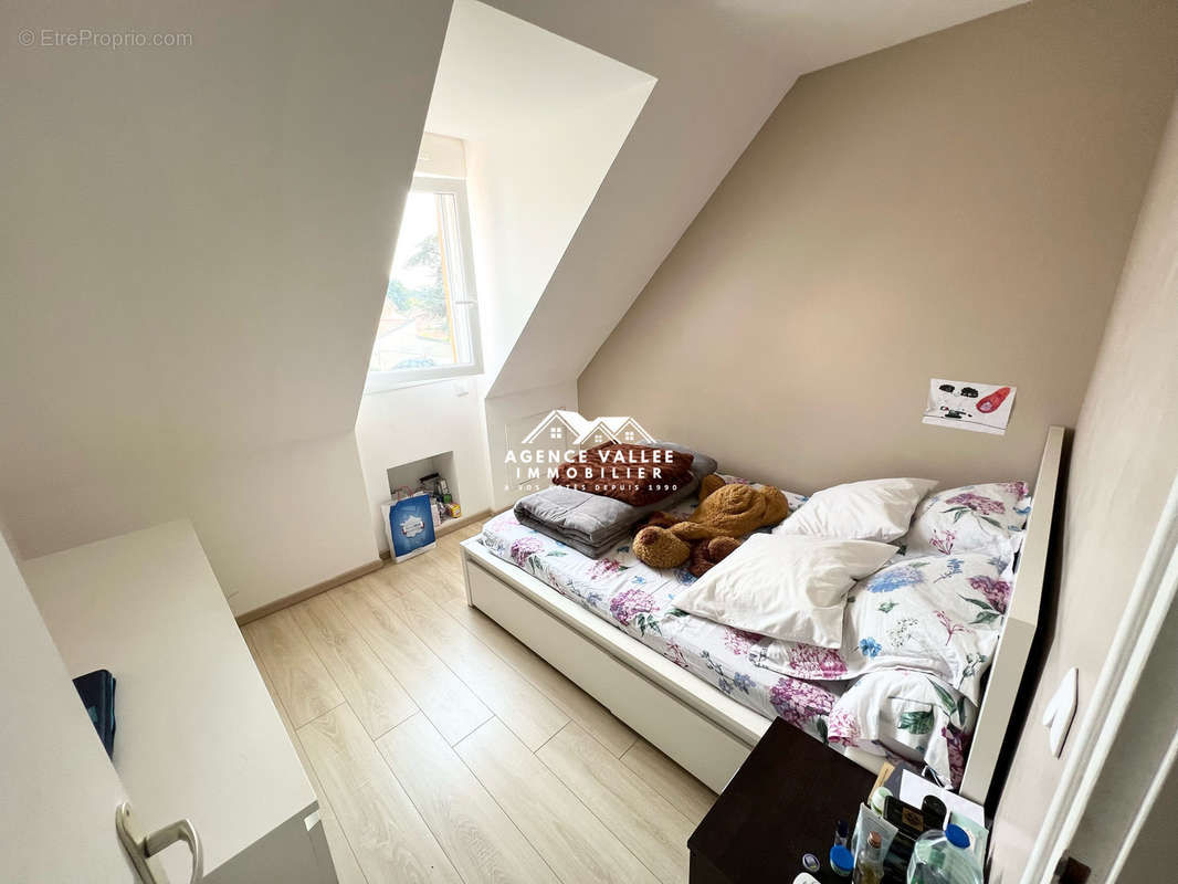 Maison à SAINTRY-SUR-SEINE