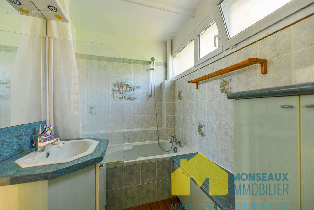 Appartement à SAVIGNY-SUR-ORGE