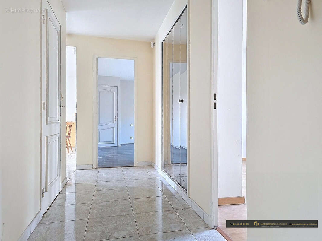 Appartement 3 pièces 77 m² à vendre à Martigues (13500) - photo 6