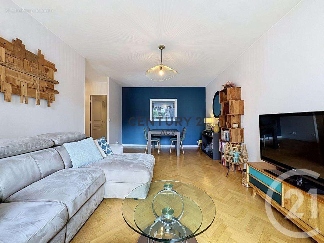 Appartement à MAISONS-ALFORT