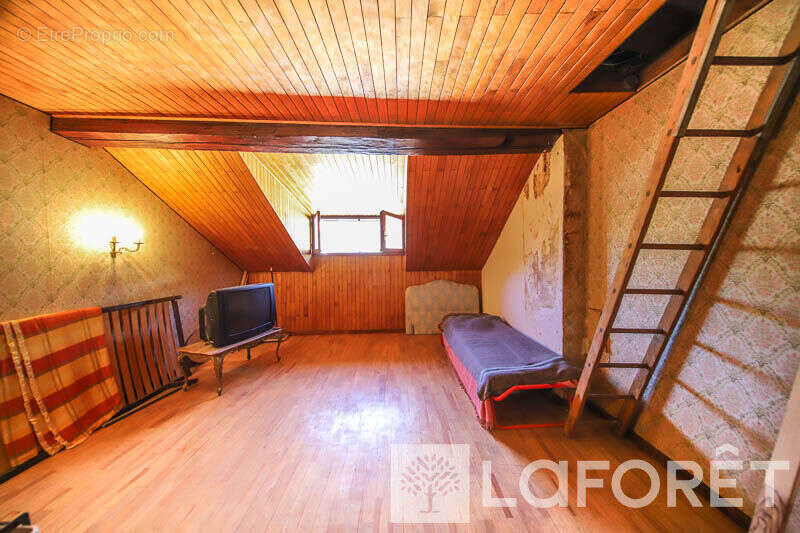 ** maison type 4 - embrun - 4 pièces - photo 11