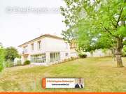 Maison à CHAMPFORGEUIL