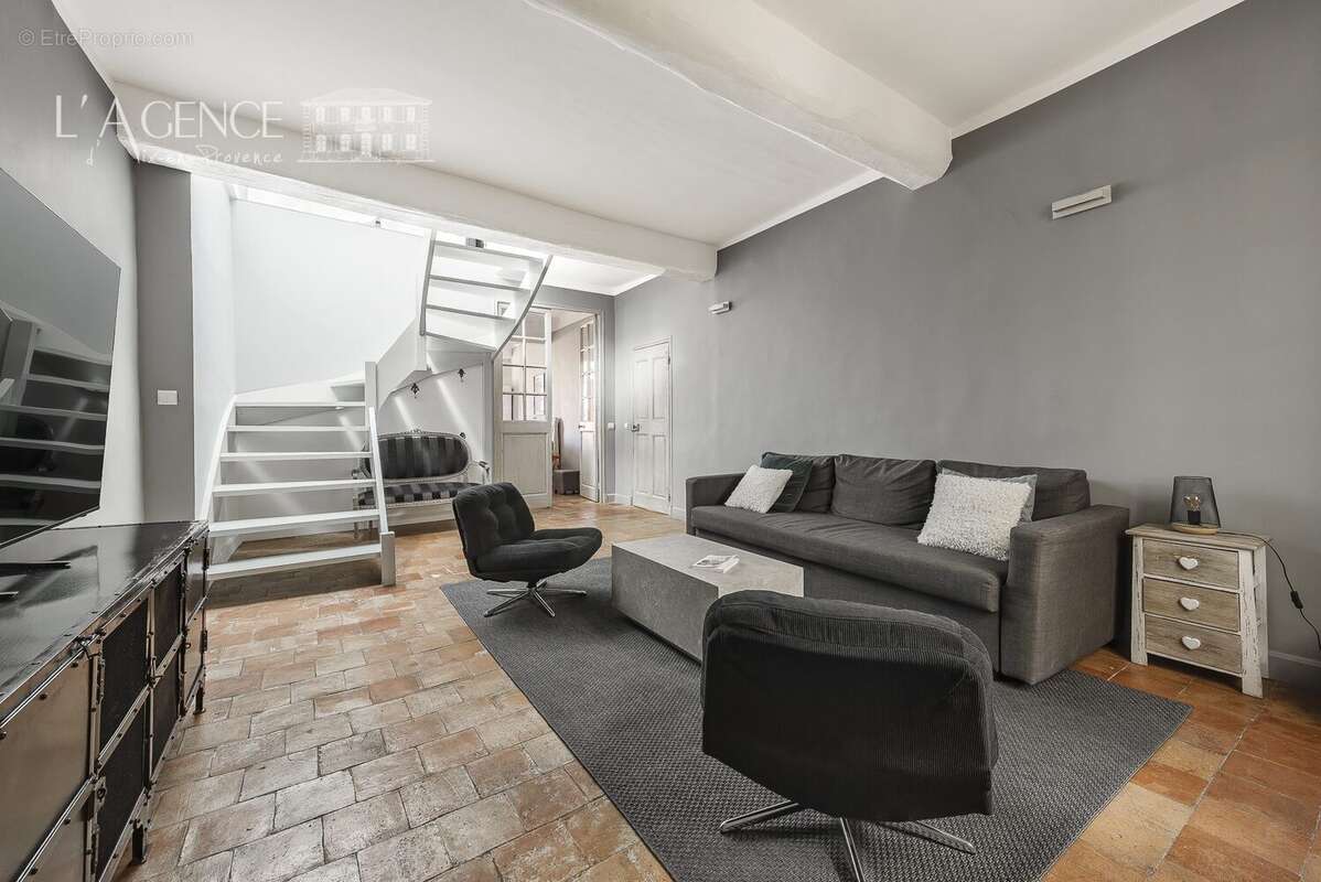 Appartement à AIX-EN-PROVENCE