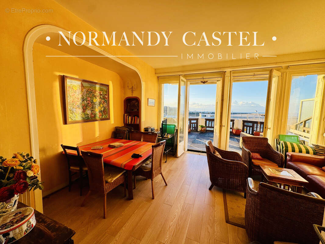 Appartement à TROUVILLE-SUR-MER