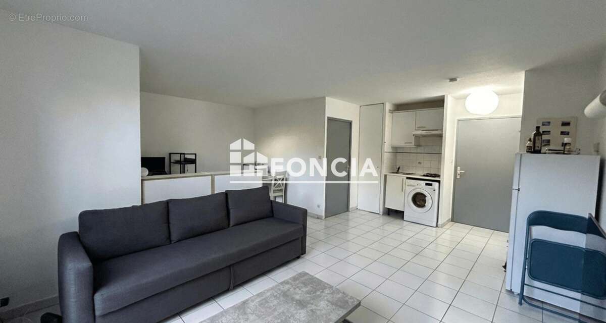 Appartement à LATTES
