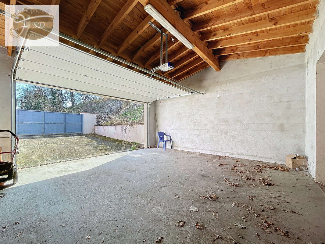 Maison à ANDREZIEUX-BOUTHEON