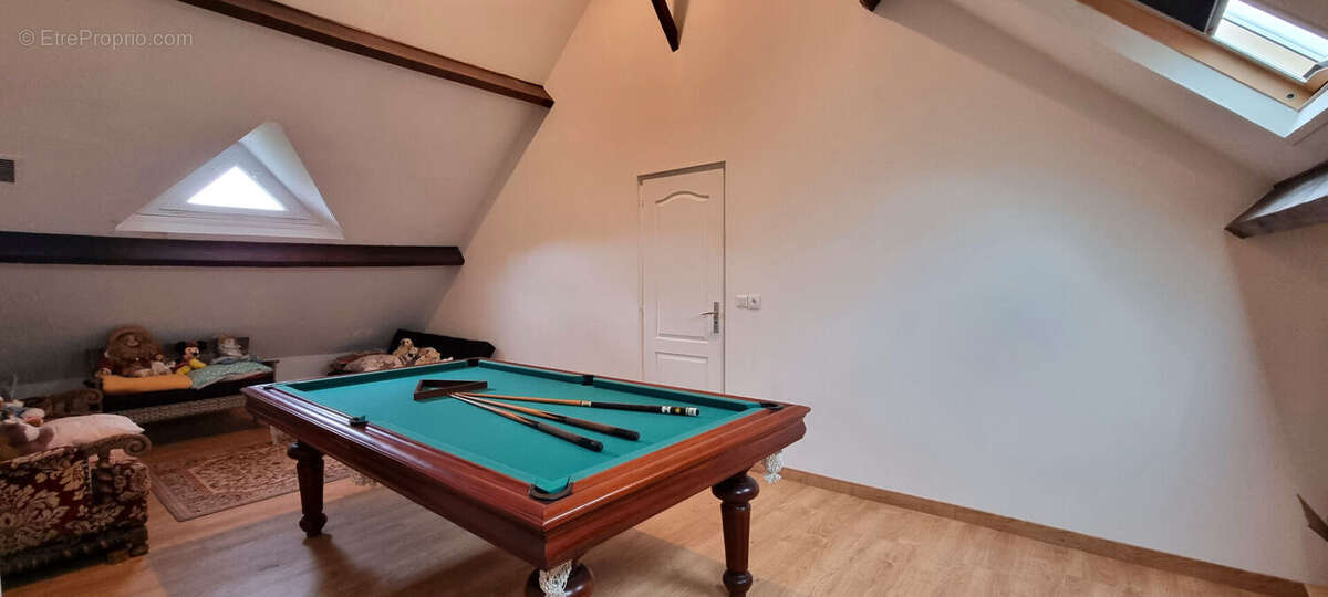 Maison à COUDUN