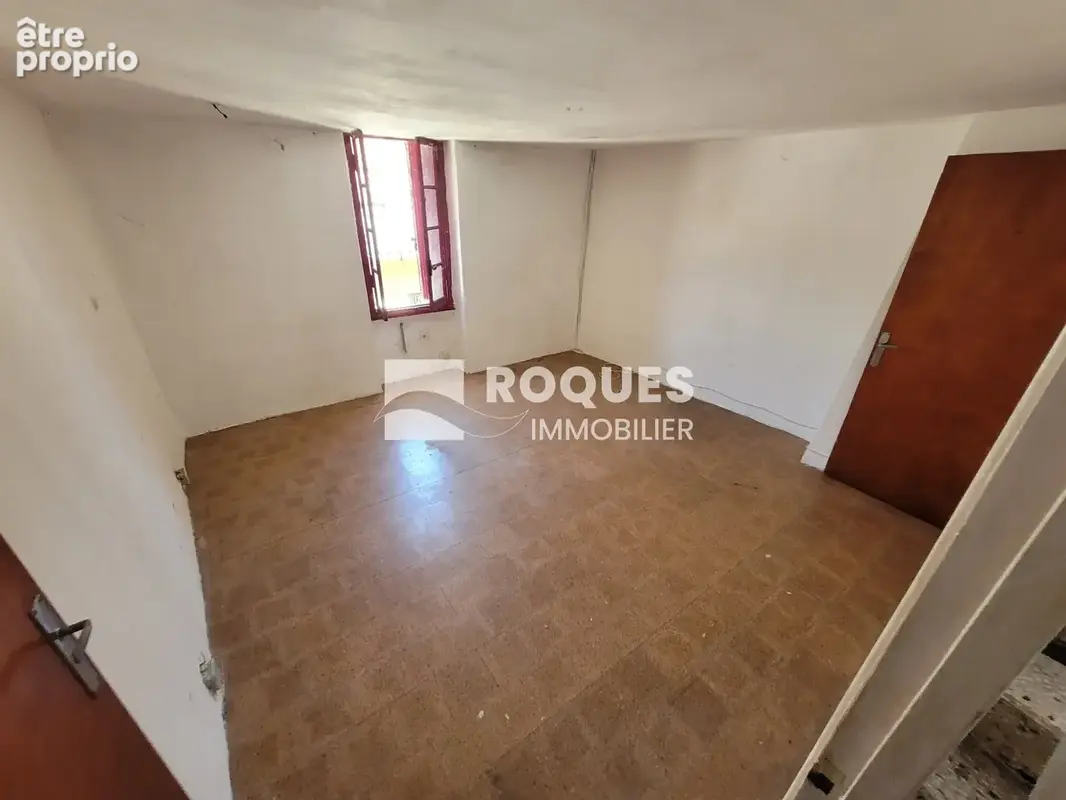 Saint Etienne d'Estrechoux, à vendre maison de village à rénover entiérement - photo 5