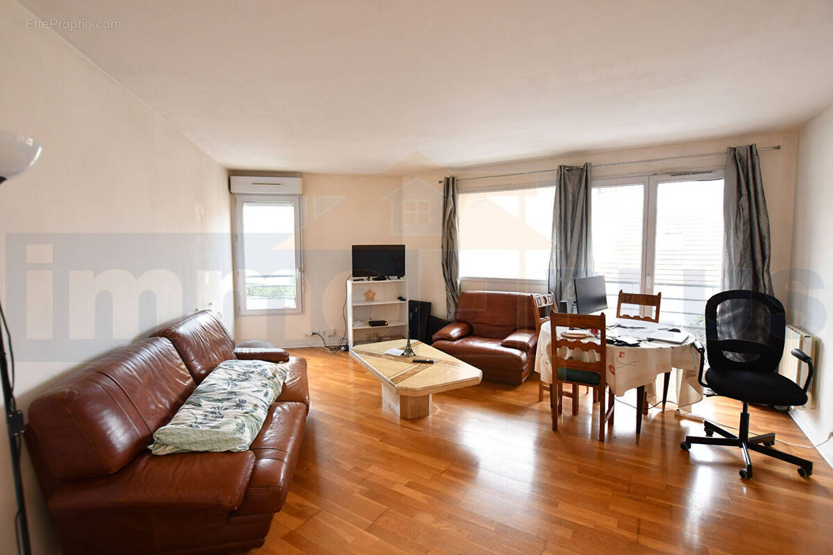 Appartement à BOIS-D'ARCY