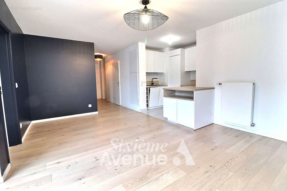 Appartement à CHAVILLE