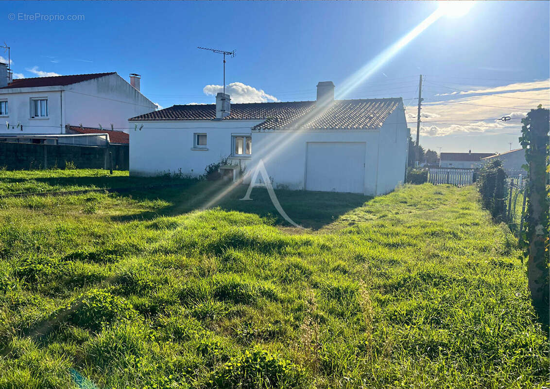 Maison à BEAUVOIR-SUR-MER