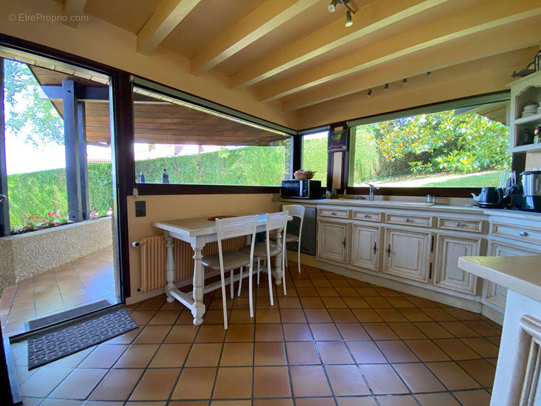Haut de Montardon maison de 6 pièces - photo 6